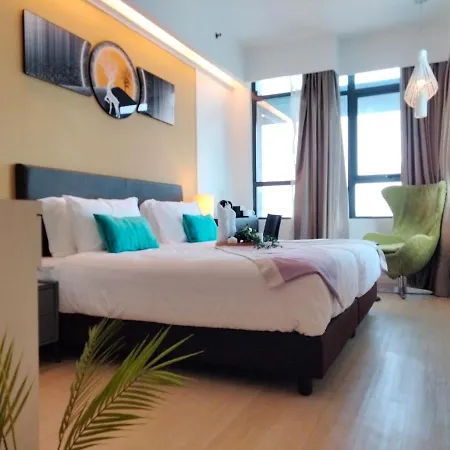 Centrestage Pj By Homebrickz Petaling Jaya Exterior photo